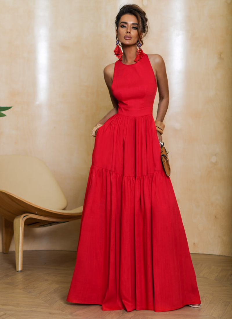 Summer dress with an open back. Art 152