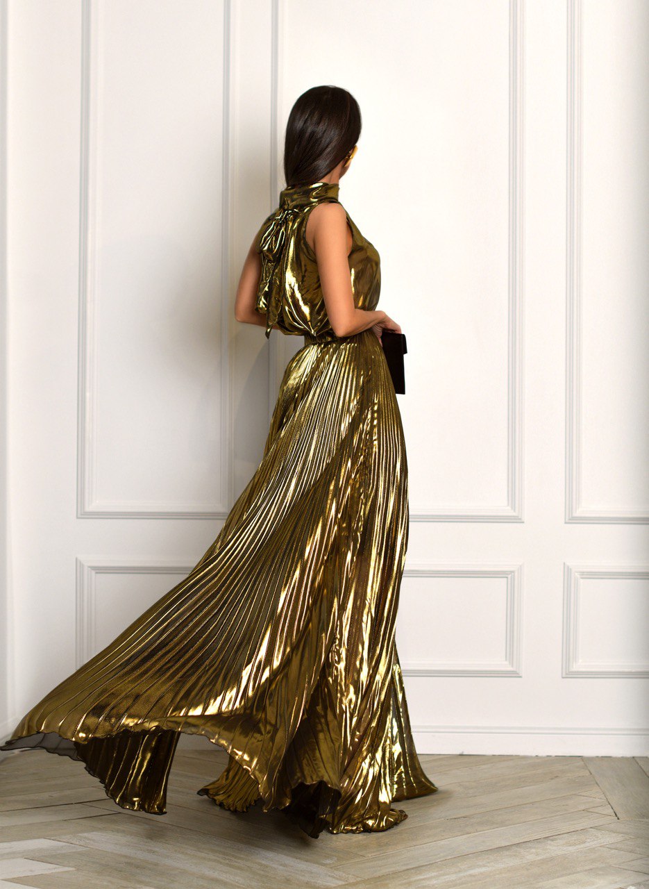 Set "Audrey". Art 196 "Golden"