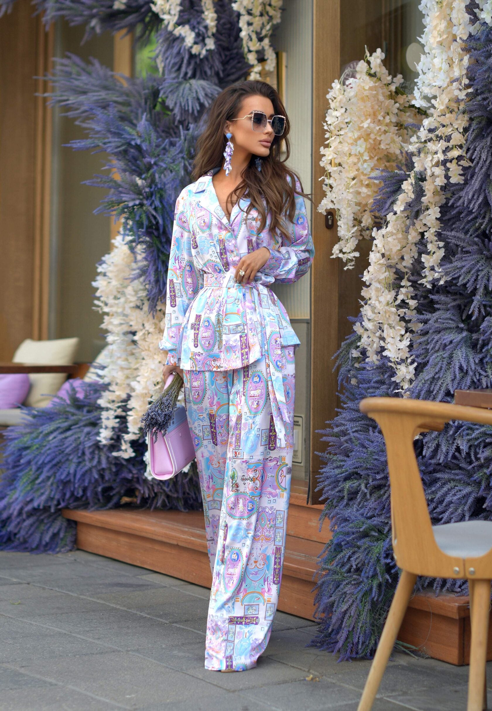 Pajama-style suit. Art 195