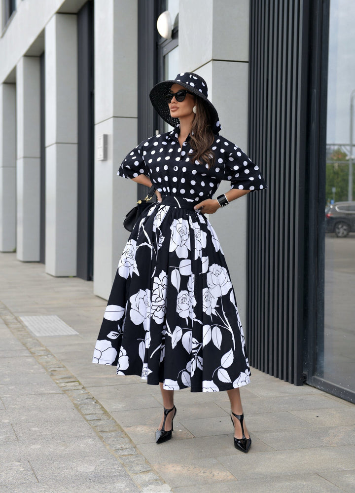 Rosemary black skirt with "White roses" Art.241