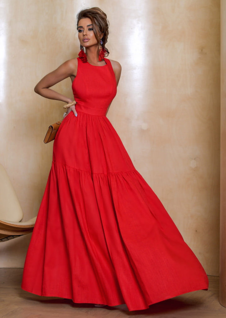 Summer dress with an open back. Art 152