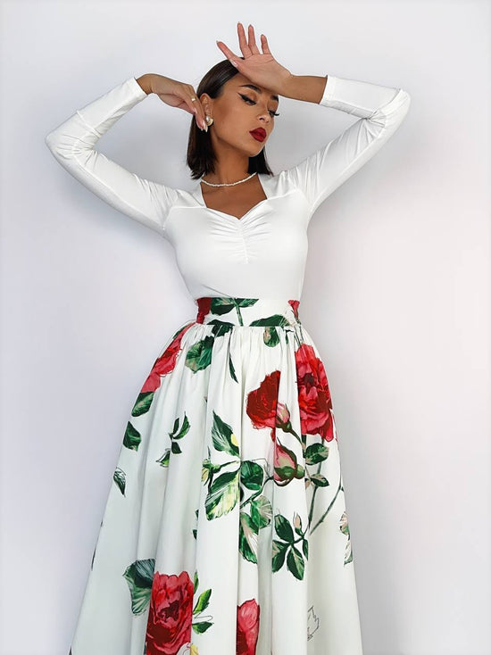 Long sleeve with cutout on the chest. White. Art 157