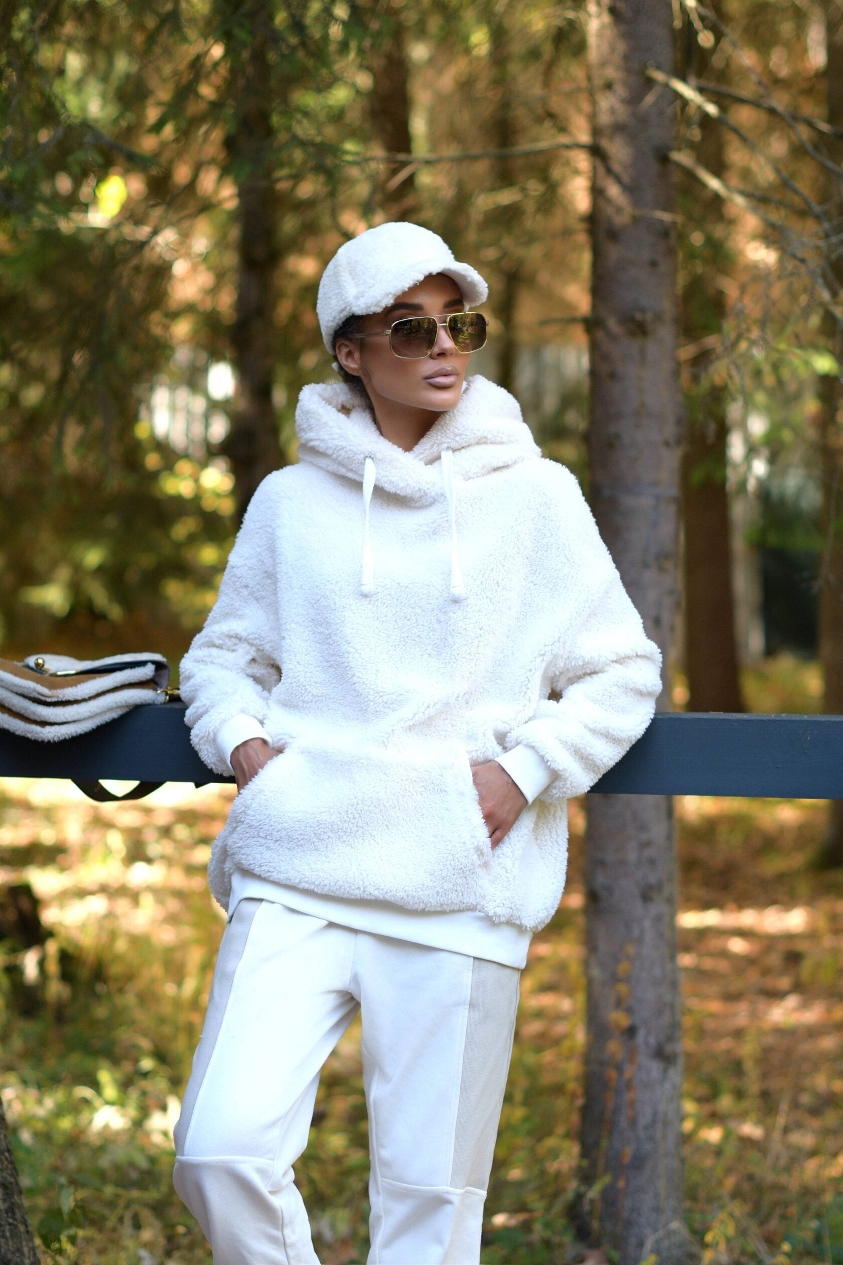 Hoodie "Teddy" White. Art. 185