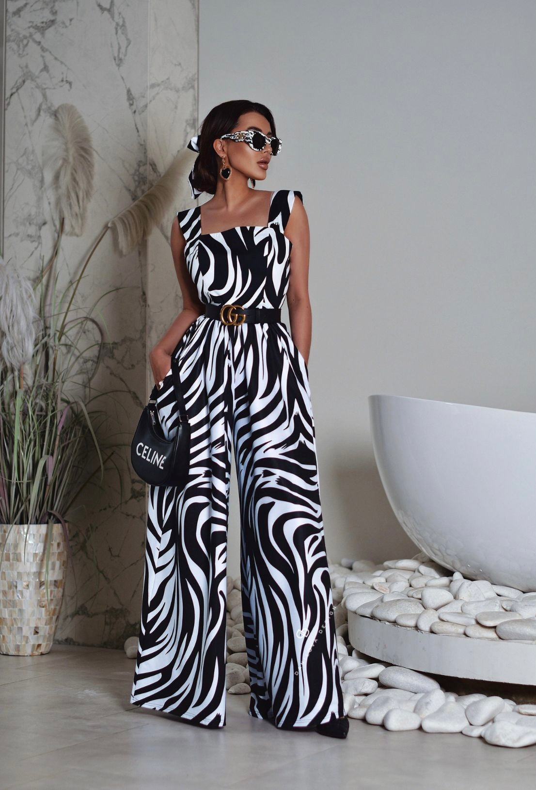 Jumpsuit in animal print - Zebra made of cotton. Art 125