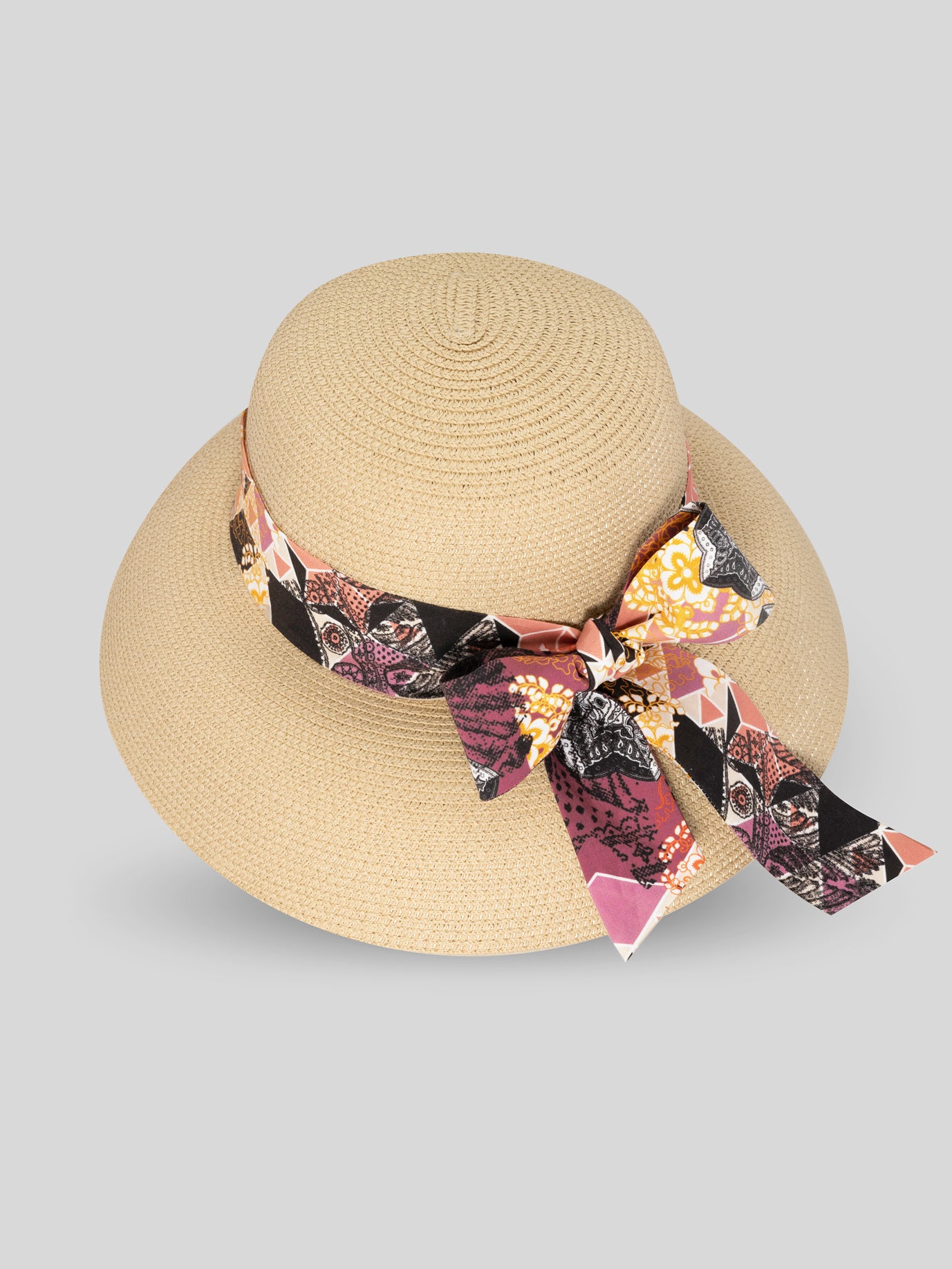 Women's hat. Art 168