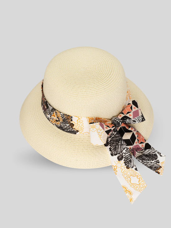 Women's hat. Art 168