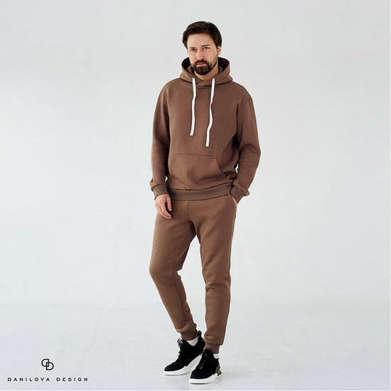 Insulated men's suit made of footer: hoodie with pants